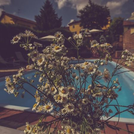 Agriturismo I Suri Асти Экстерьер фото
