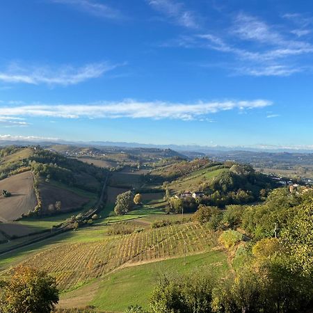 Agriturismo I Suri Асти Экстерьер фото