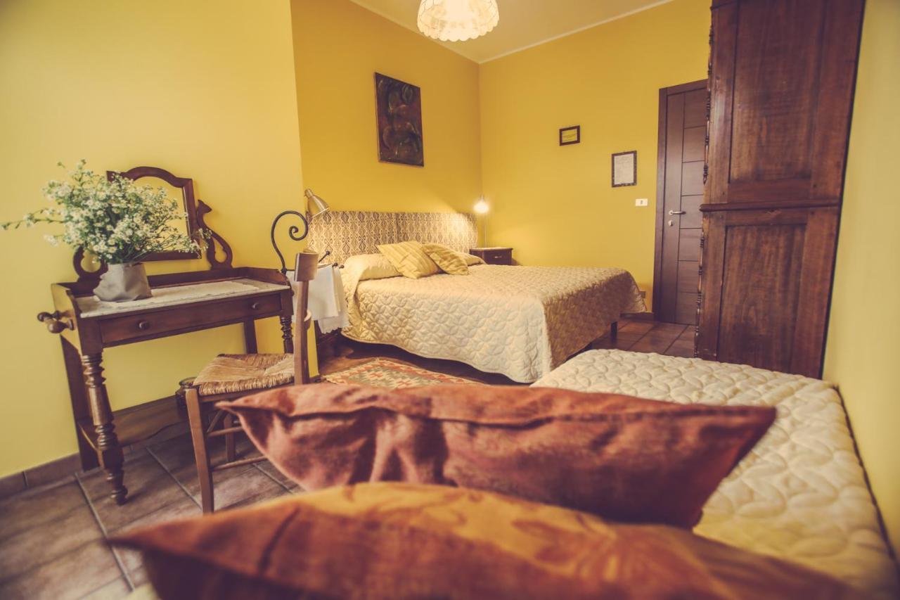 Agriturismo I Suri Асти Экстерьер фото