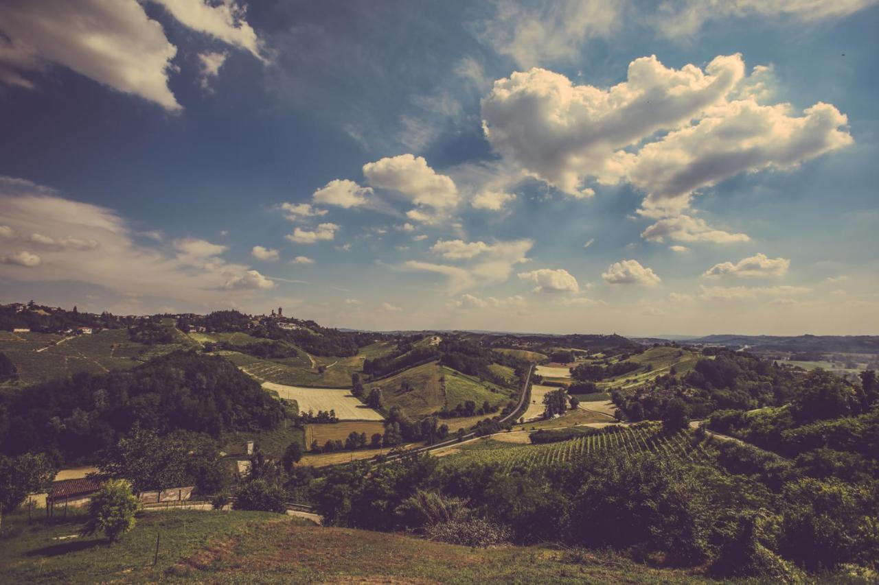 Agriturismo I Suri Асти Экстерьер фото