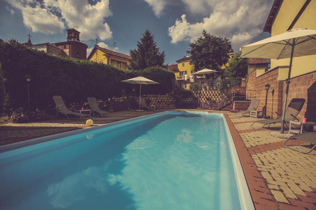 Agriturismo I Suri Асти Экстерьер фото