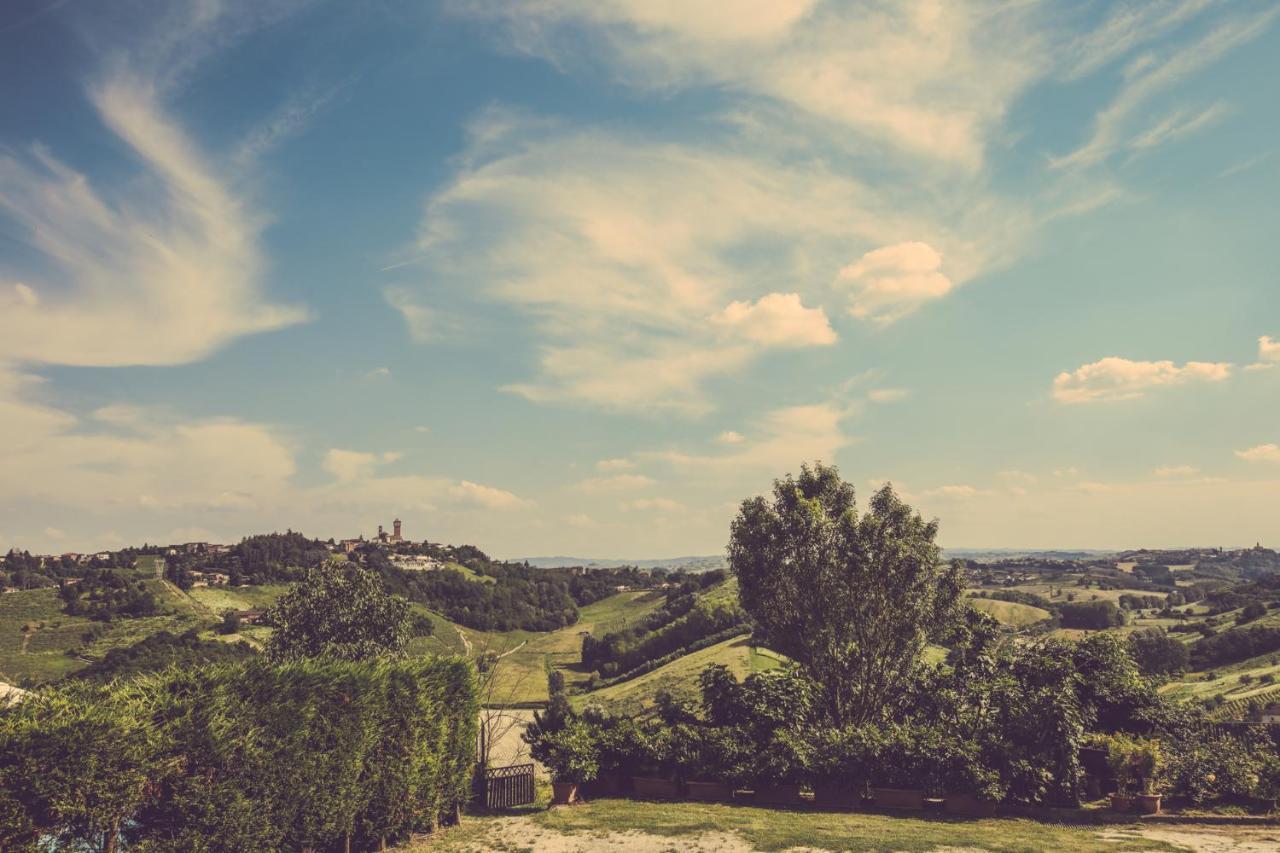 Agriturismo I Suri Асти Экстерьер фото